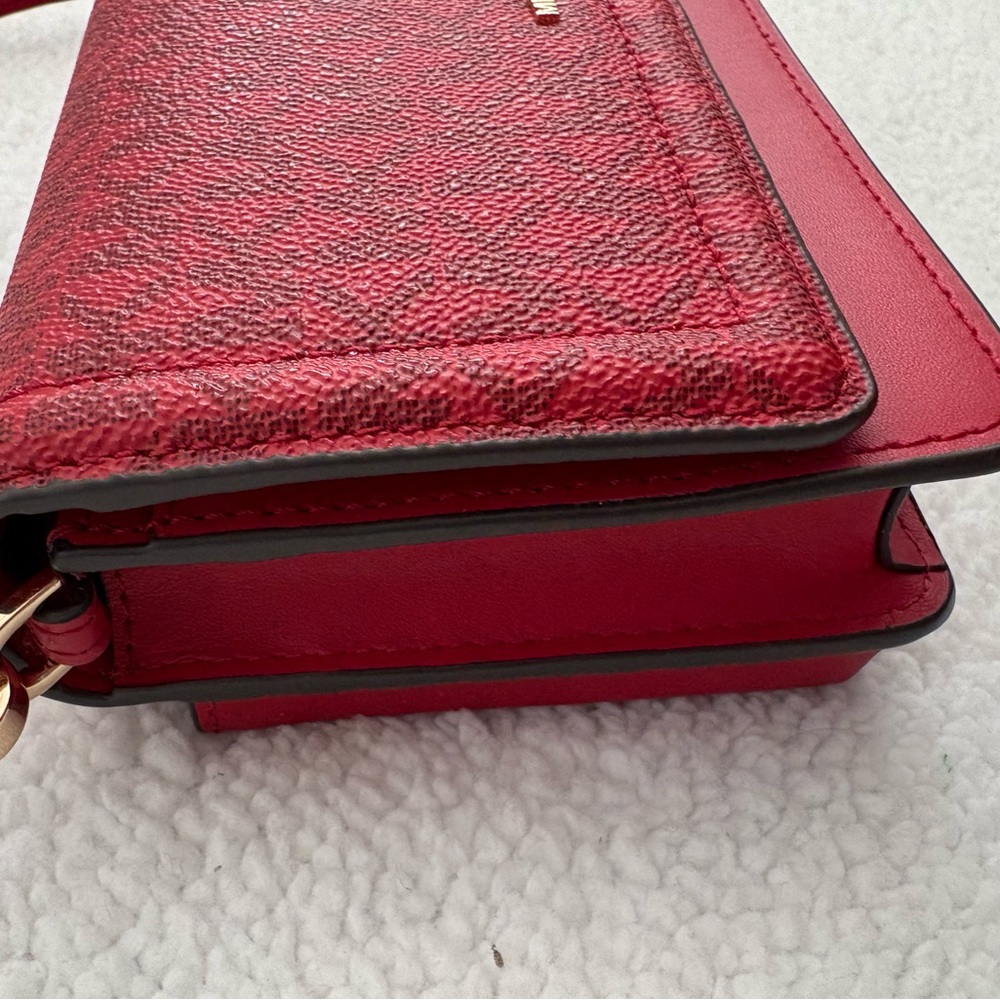 Michael Kors Scarlet Crossbody Bag - Picture 3 of 4